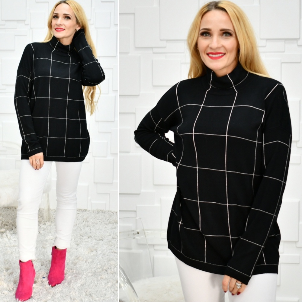 KERISMA TURTLENECK TOP - Picture 2 of 4